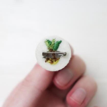 Miniature Embroidery Pin Pineapple Brooch..