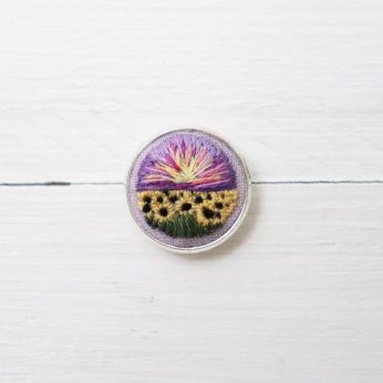 Miniature Embroidery Pin Sunflower Brooch..