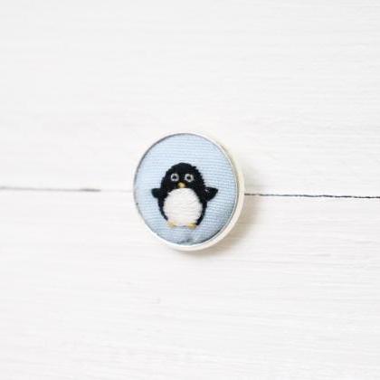 Miniature Embroidery Pin Penguin Brooch Penguin..