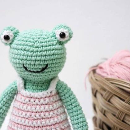 Amigurumi frog Crochet frog Plush f..