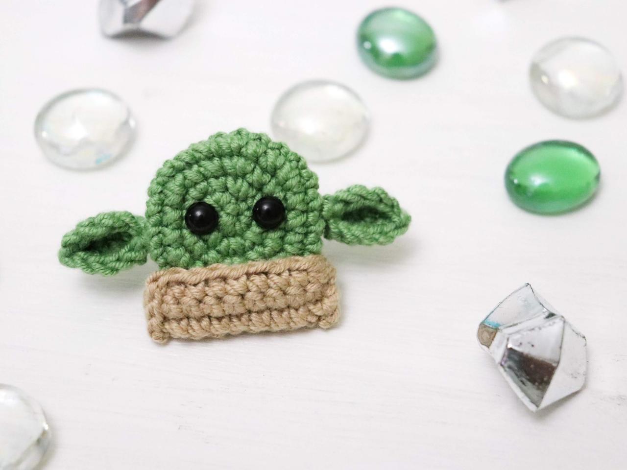 Baby Alien Brooch Baby Alien Pin Amigurumi Baby Alien Crochet Baby Alien Baby Alien Doll Baby Alien Jewelry