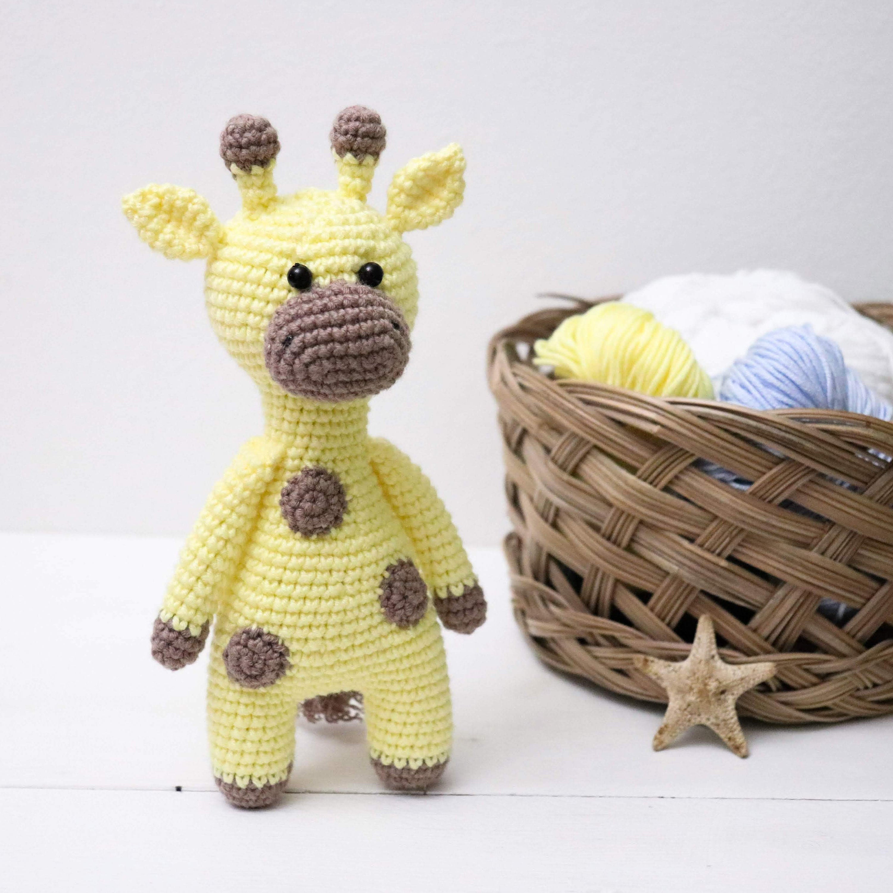 crochet giraffe stuffed animal